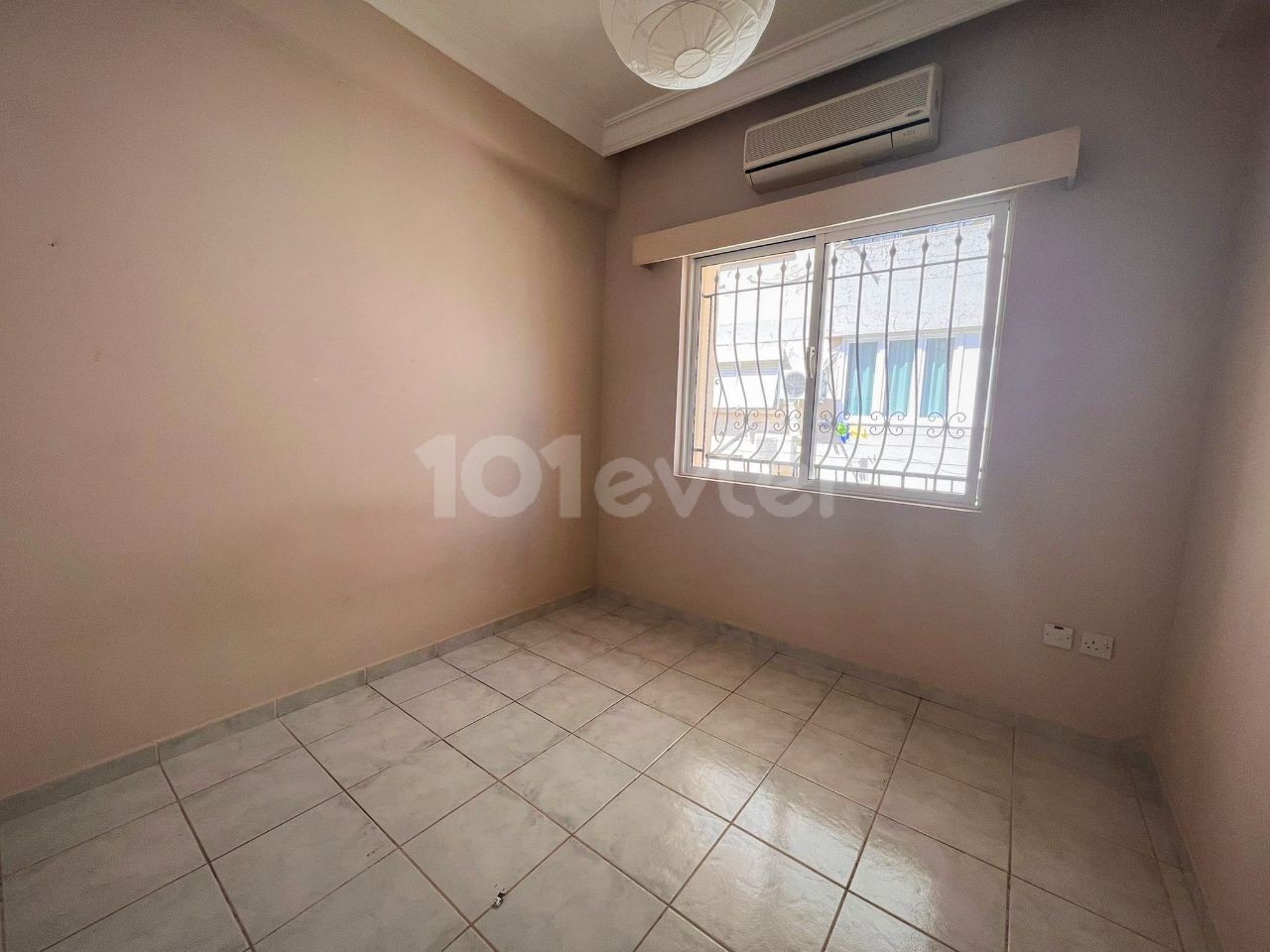 3 +1 TURKISH APARTMENT FOR SALE IN NICOSIA / ORTAKOY ** 