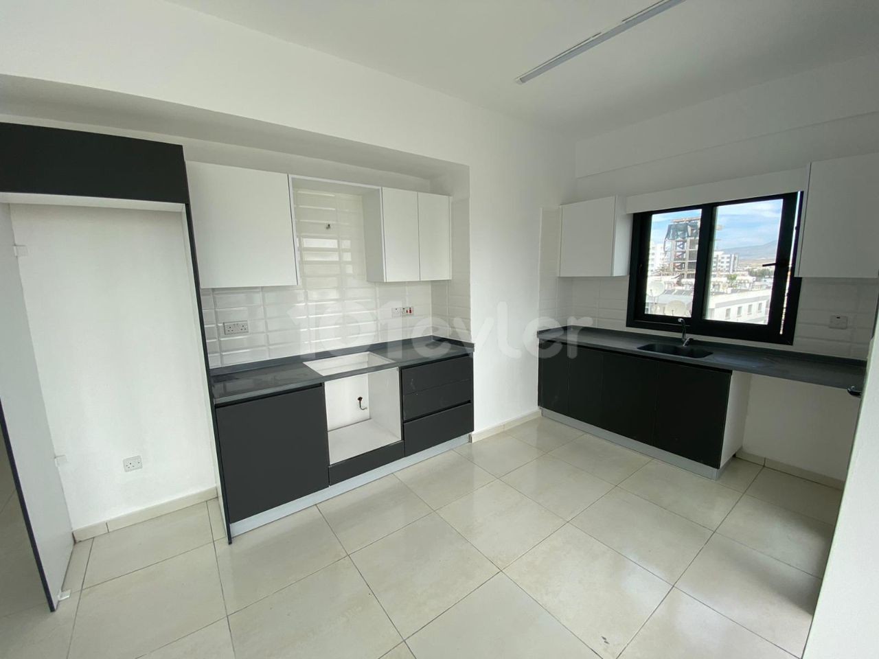 2 Bedroom Luxury Apartment Office Workplace in Yenişehir District of Nicosia ** 