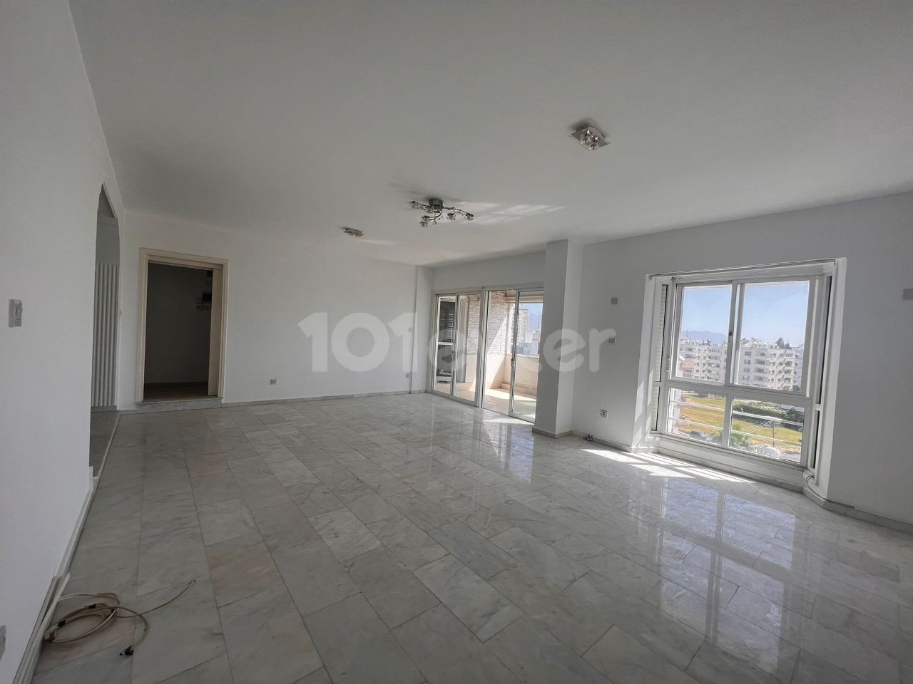 160 M2 ELEVATOR RENTAL APARTMENT WITH COMMERCIAL PERMIT IN DEREBOY, DECENT DISTRICT OF NICOSIA ** 