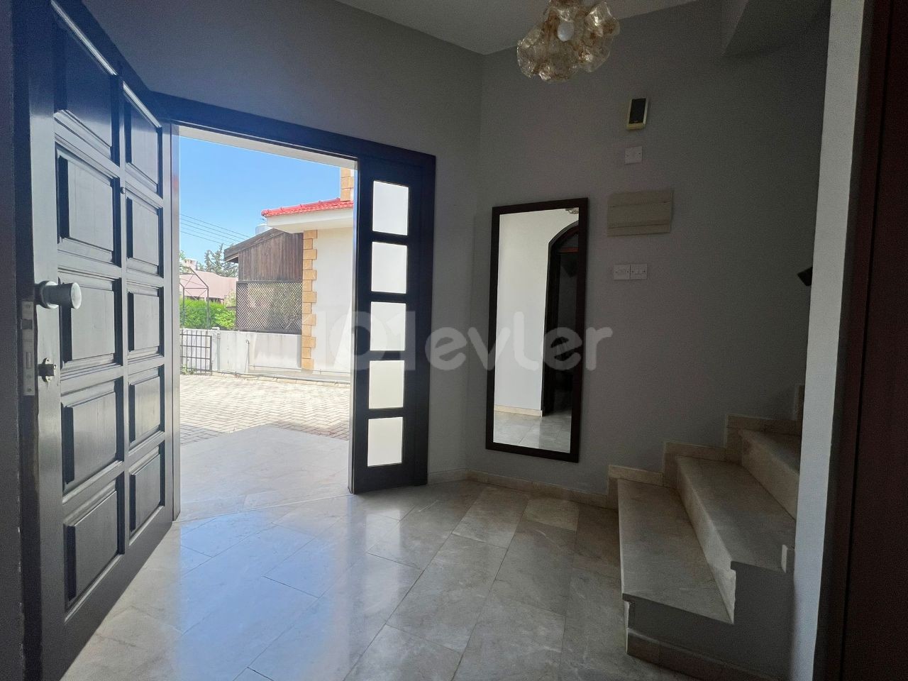 DETACHED FURNISHED DUPLEX HOUSE FOR RENT IN NICOSIA/ORTAKOY ** 