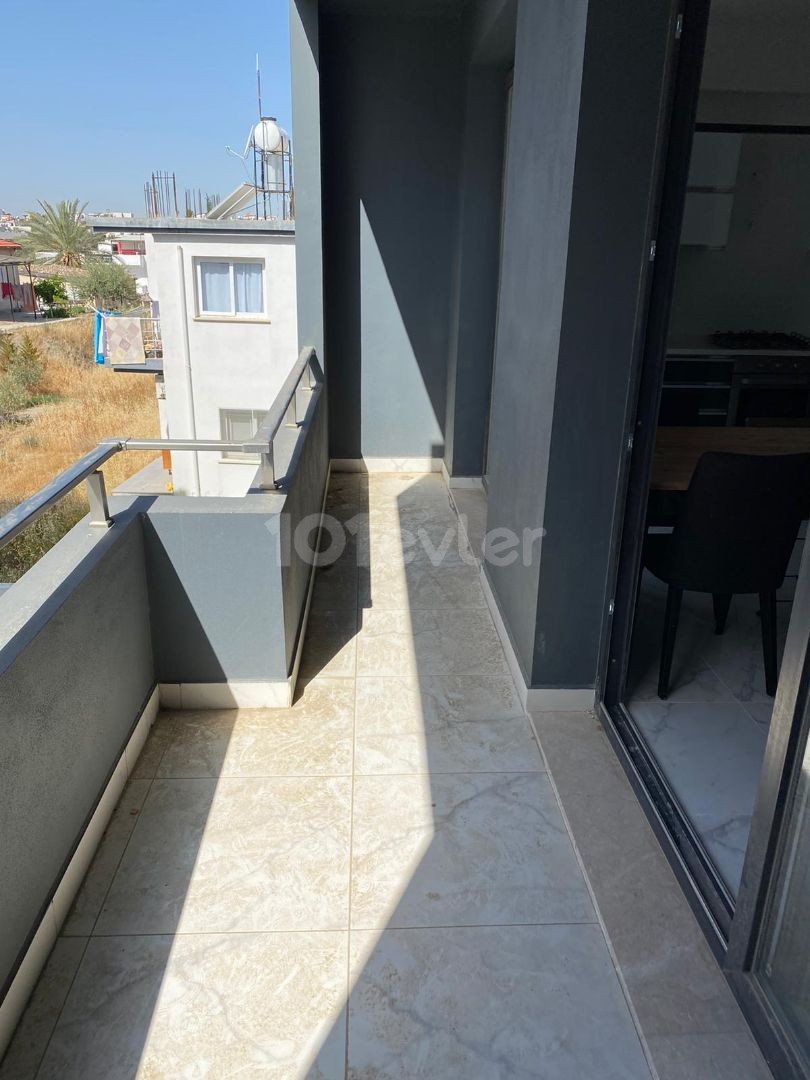 LEFKOŞA / HAMİTKÖY'DE SIFIR FULL EŞYALI KİRALIK 2+1 LÜKS DAİRE