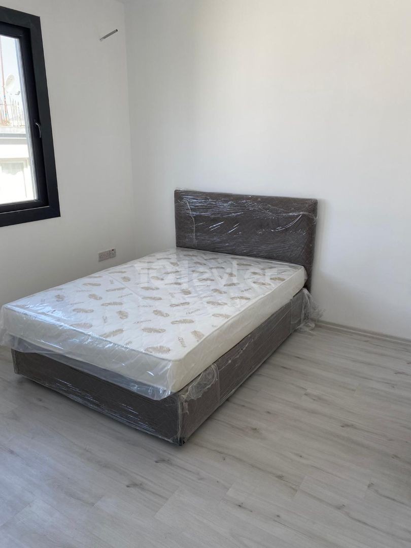 2+1 LUXUS-WOHNUNG ZUR MIETE MIT NULL VOLL MÖBLIERT IN NIKOSIA / HAMITKÖY ** 