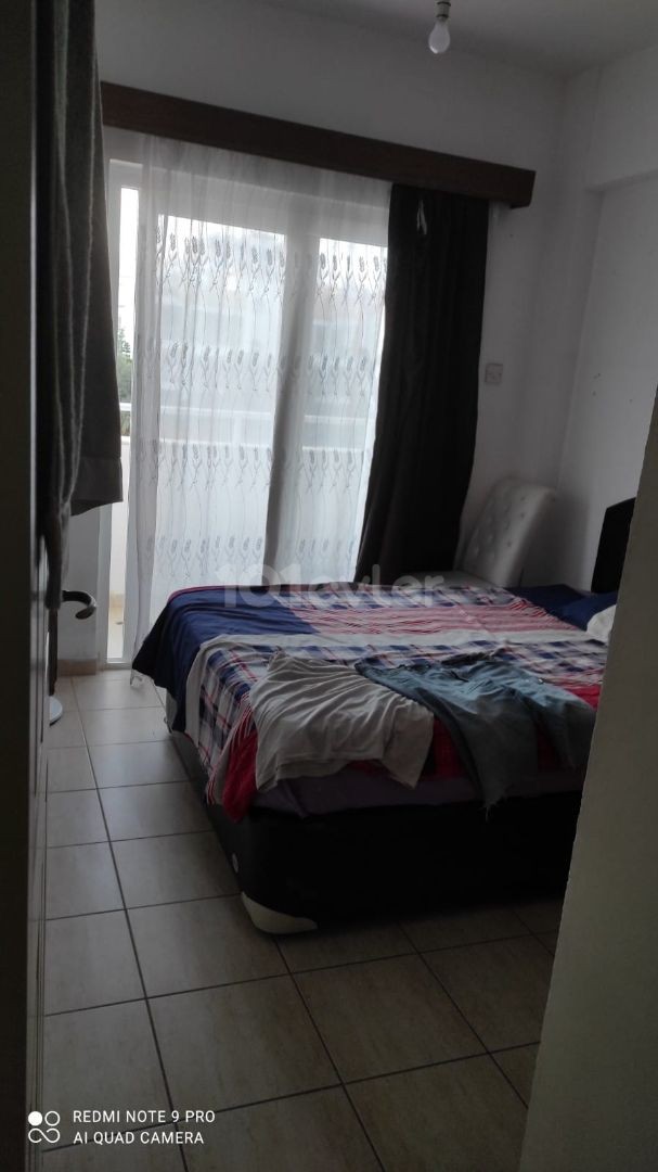 KYRENIA / ZENTRUM ZU VERKAUFEN WOHNUNG 3 + 1 ** 