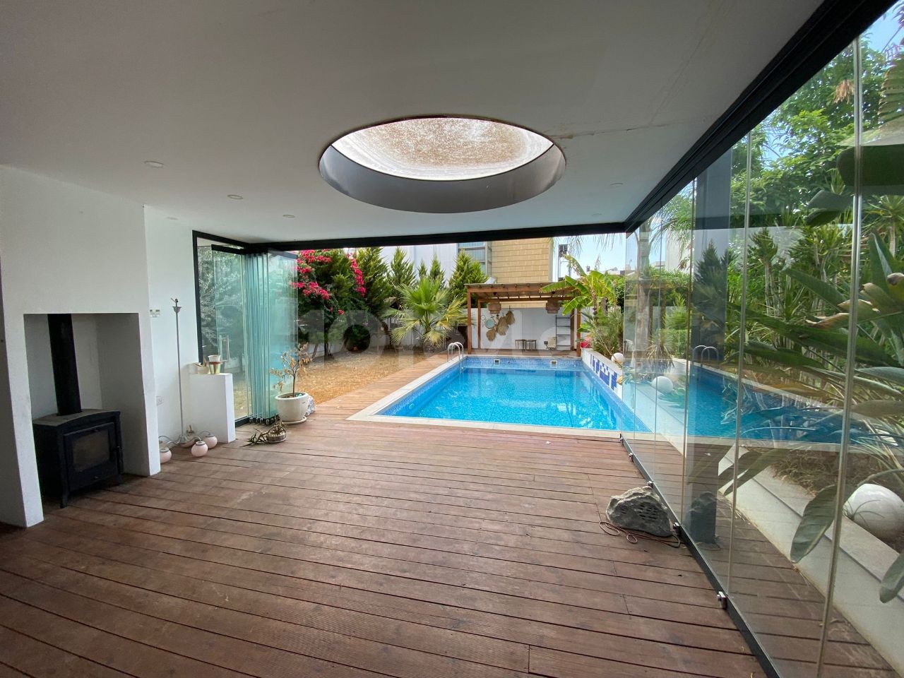 NICOSIA /YENIKENT LUXURY VILLA WITH POOL FOR RENT ** 