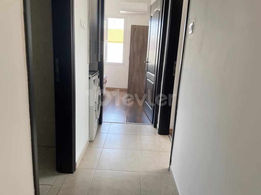 LEFKOŞA/GÖNYELİ BÖLGESİNDE ANA CADDE ÜZERİNDE 3+1 KİRALIK FULL EŞYALI DAİRE