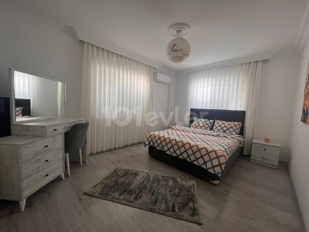 VOLL MÖBLIERTE WOHNUNG ZU VERMIETEN IN NIKOSIA/DEREBOYU NDA 3 + 1 ** 