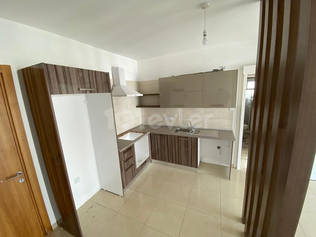 LEFKOŞA / ORTAKÖY KİRALIK 2+1 DAİRE EŞYASIZ