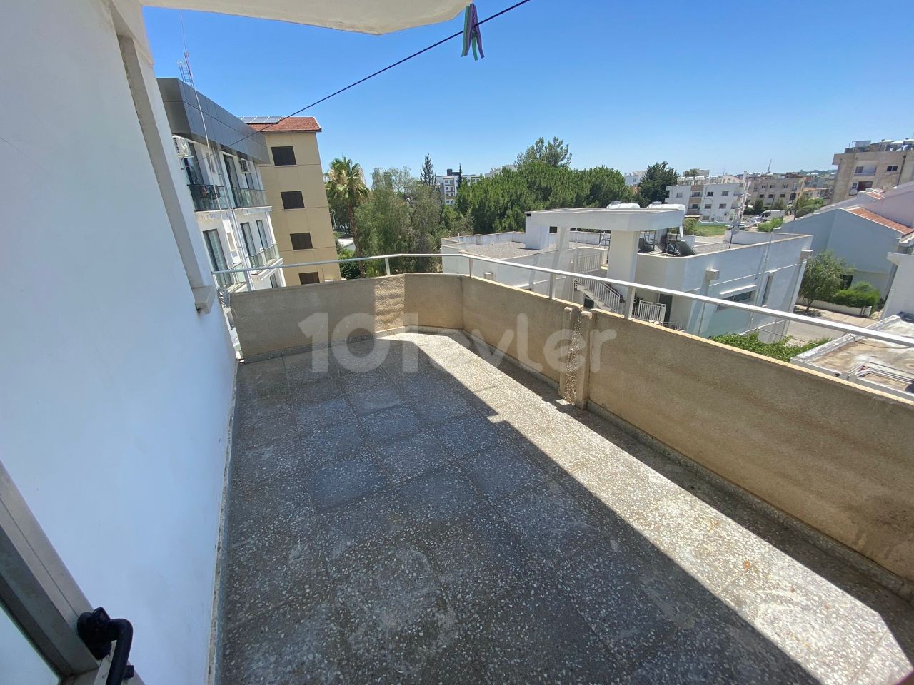 LEFKOŞA / YENİKENT SATILIK 3+1 DAİRE