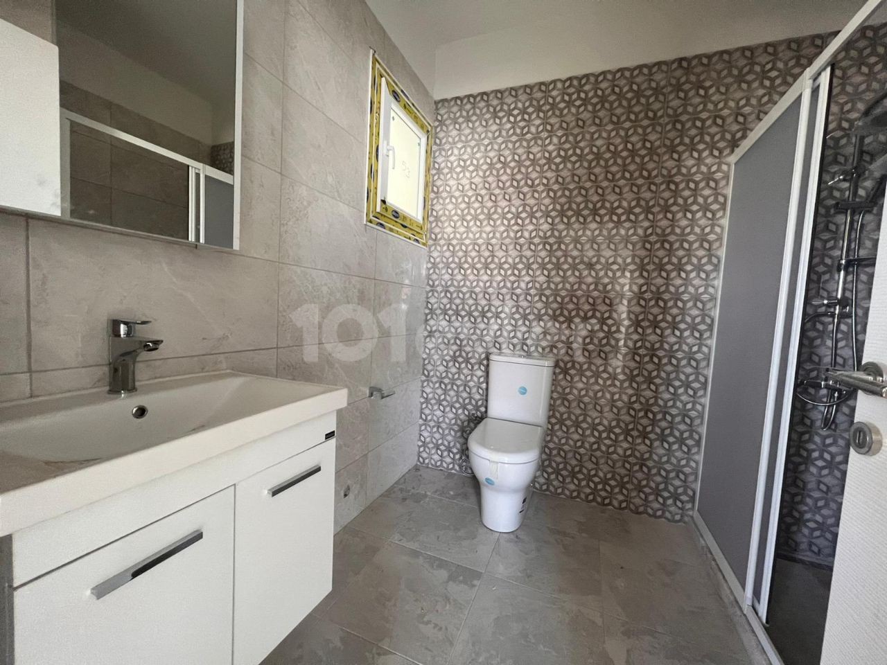 NICOSIA / MITREELI 130 M2 ZERO APARTMENT FOR SALE IN TURKISH ON THE GROUND WITH ELEVATOR ** 