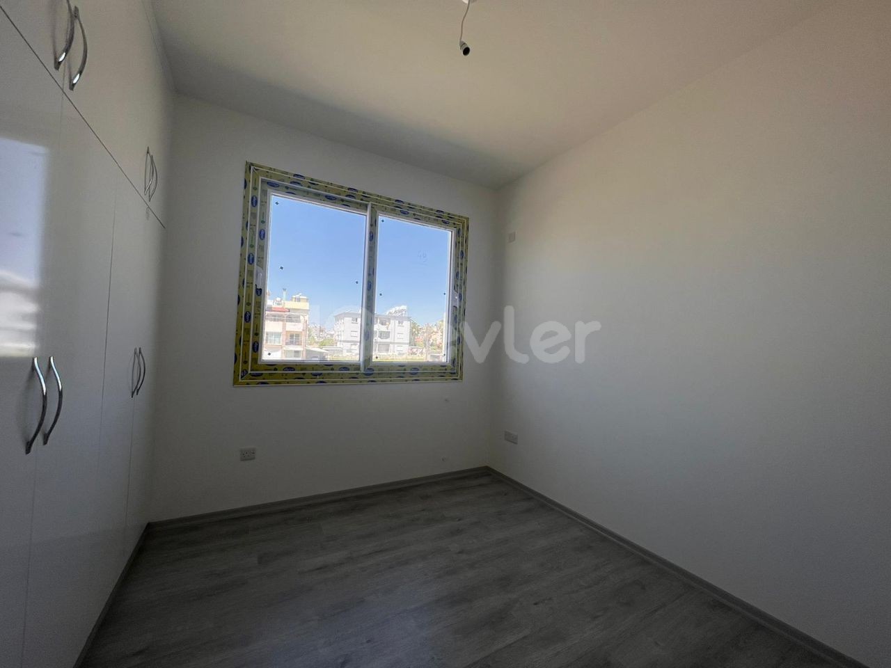 NICOSIA / MITREELI 130 M2 ZERO APARTMENT FOR SALE IN TURKISH ON THE GROUND WITH ELEVATOR ** 