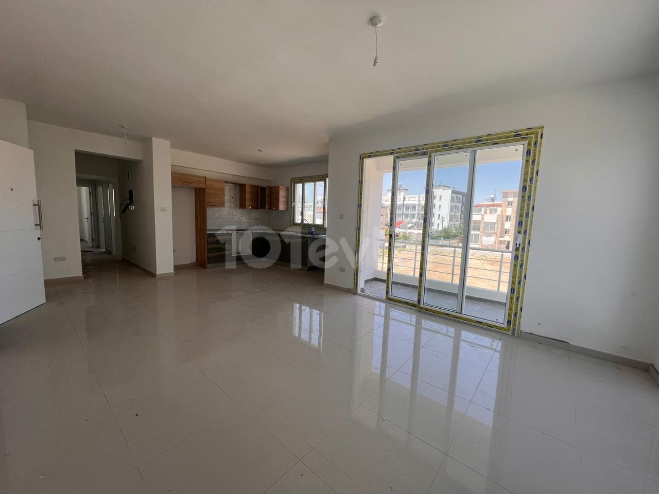 NICOSIA / MITREELI 130 M2 ZERO APARTMENT FOR SALE IN TURKISH ON THE GROUND WITH ELEVATOR ** 