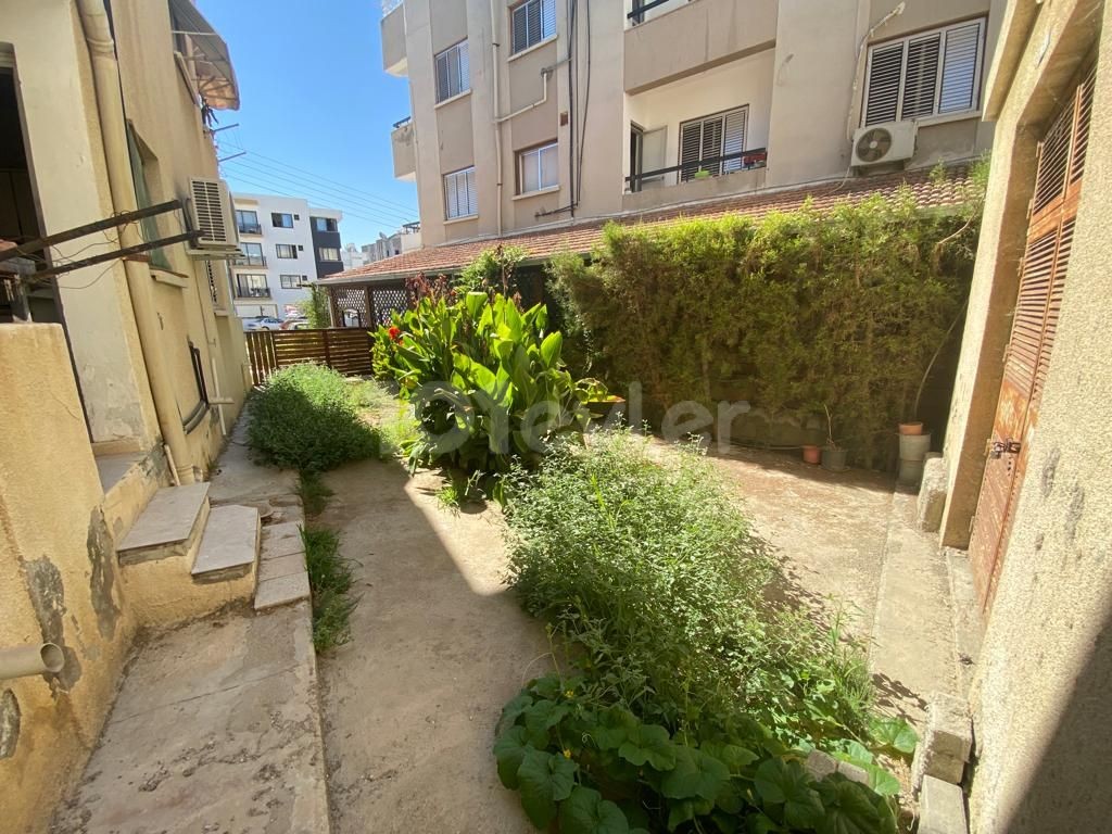 LEFKOŞA ORTAKÖY BÖLGESİN'DE  SATILIK 3+1 ZEMİN KAT DAİRE