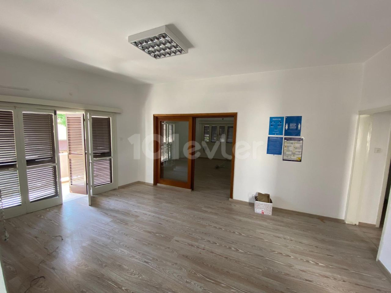 NICOSIA KÖŞKLÜÇIFLIK 4+2 OFFICE OR WORKPLACE FOR RENT ** 