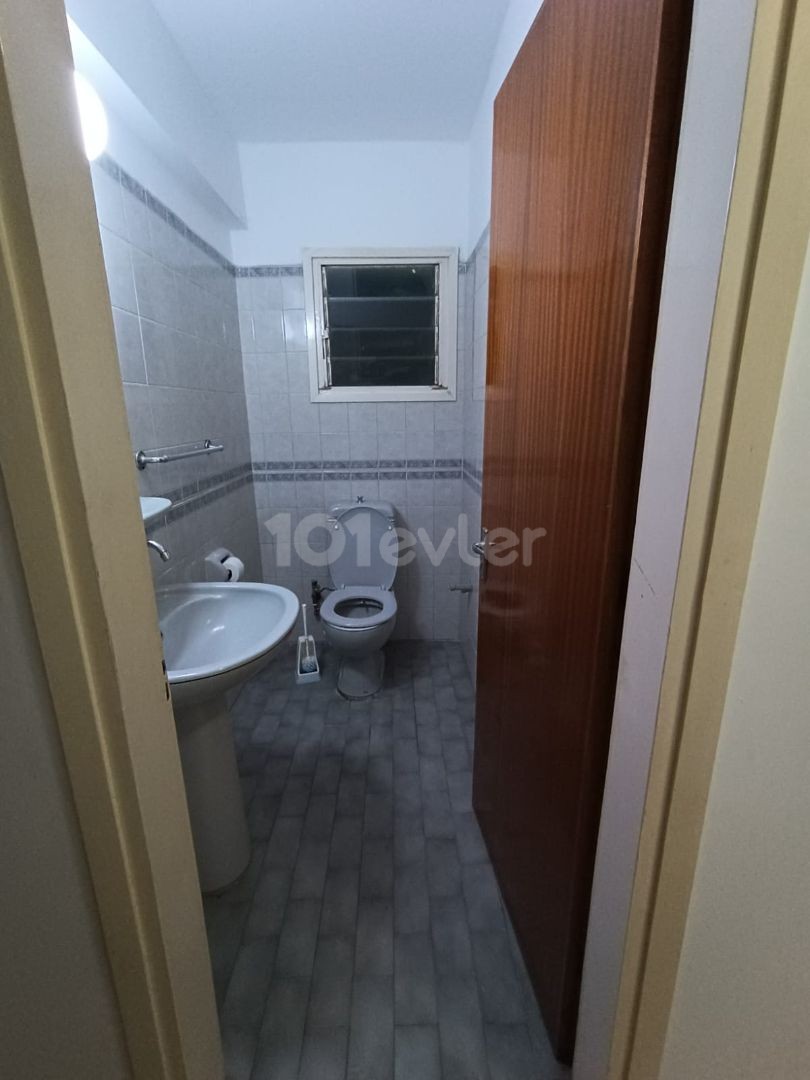 NIKOSIA HERRENHAUS ZUM VERKAUF 2+1 WOHNUNG 52.000.- GBP ** 