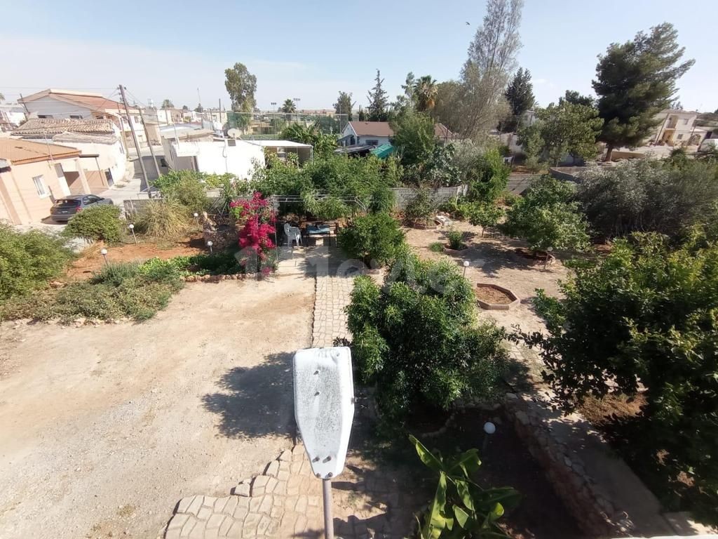 FAMAGUSTA / VALLEY DUPLES HOUSE 3+2 300 M2 DETACHED HOUSE FOR SALE IN A LARGE GARDEN ** 