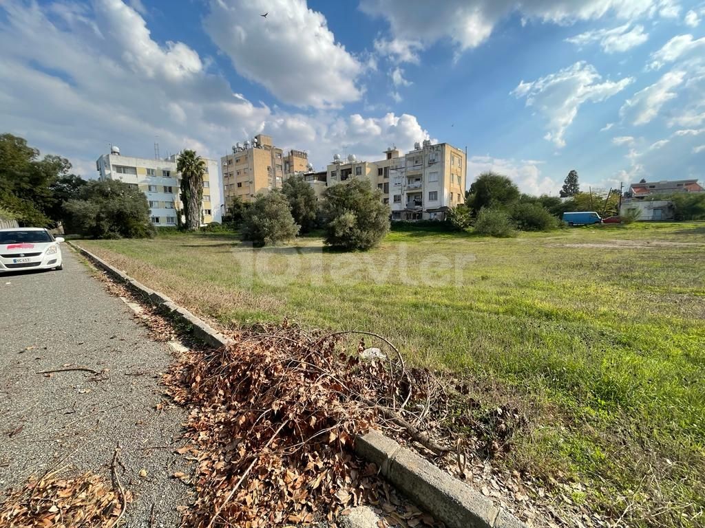 Residential Zoned Plot For Sale in Köşklüçiftlik, Nicosia