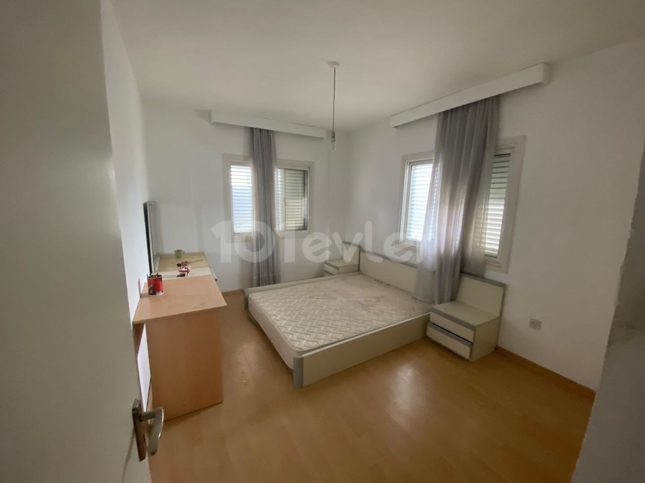 3+1 FLAT FOR SALE IN YENISEHIR