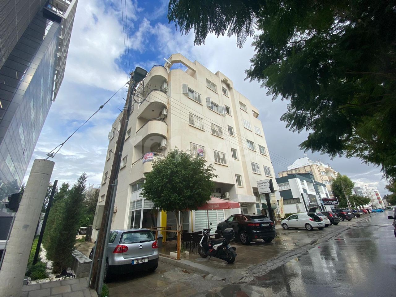 3+1 FLAT FOR SALE IN YENISEHIR