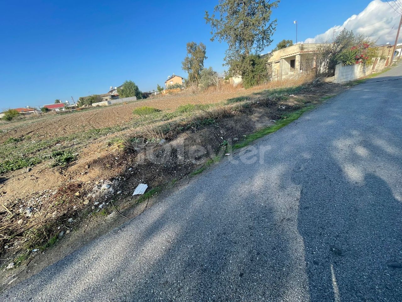 Residential Zoned Plot For Sale in Balıkesir, Nicosia