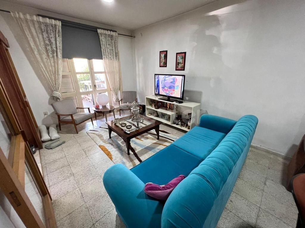 Twin House with Garden for SALE in Nicosia Kucuk Kaymakli District