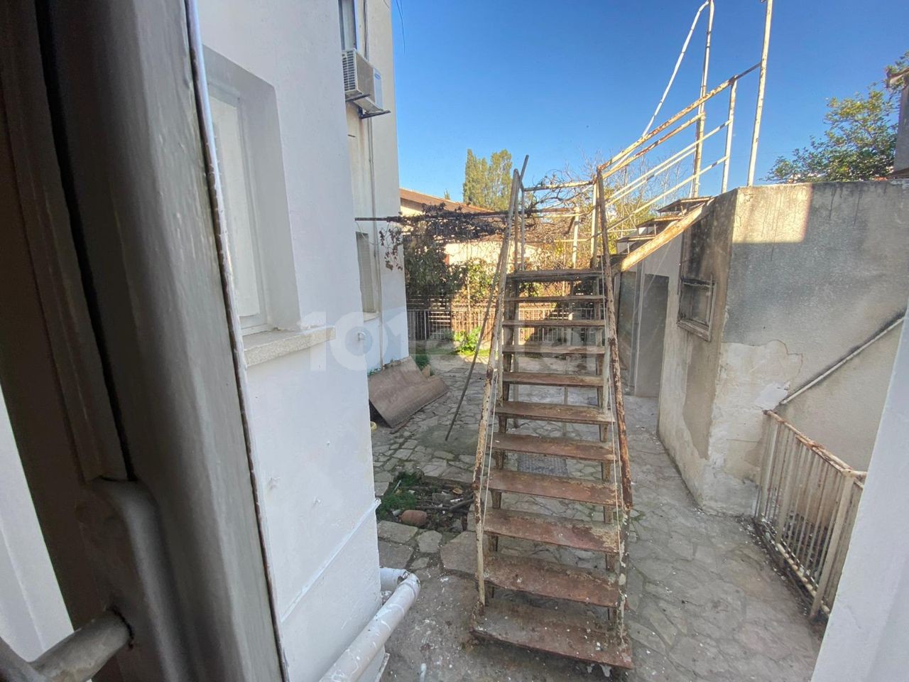 Flat To Rent in Köşklüçiftlik, Nicosia