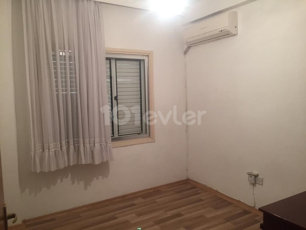 LEFKOŞA METEHAN KİRALIK DAİRE 3+1 EŞYASIZ