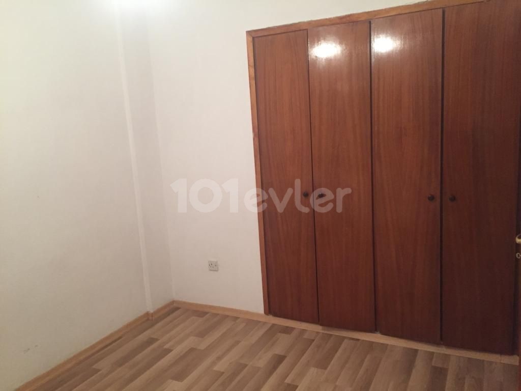 LEFKOŞA METEHAN KİRALIK DAİRE 3+1 EŞYASIZ