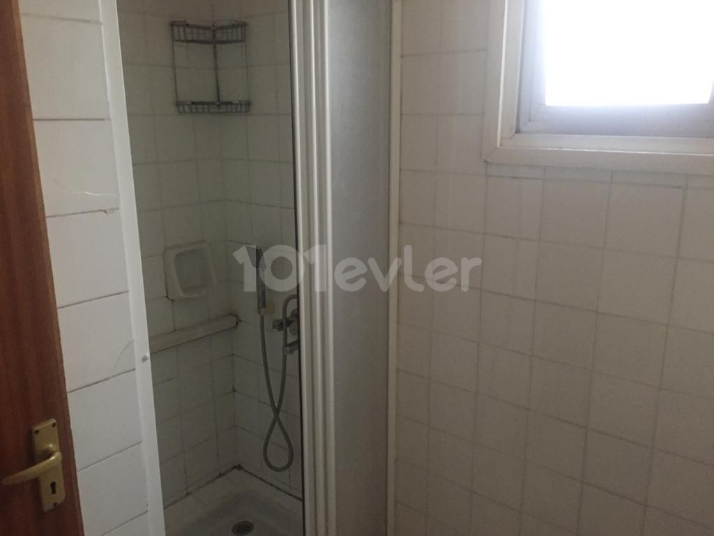 LEFKOŞA METEHAN KİRALIK DAİRE 3+1 EŞYASIZ