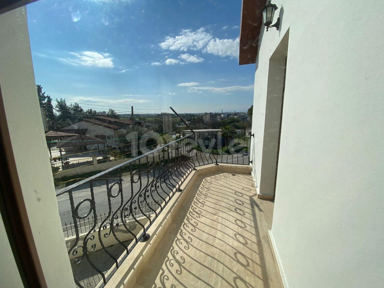 Detached House To Rent in Hamitköy, Nicosia