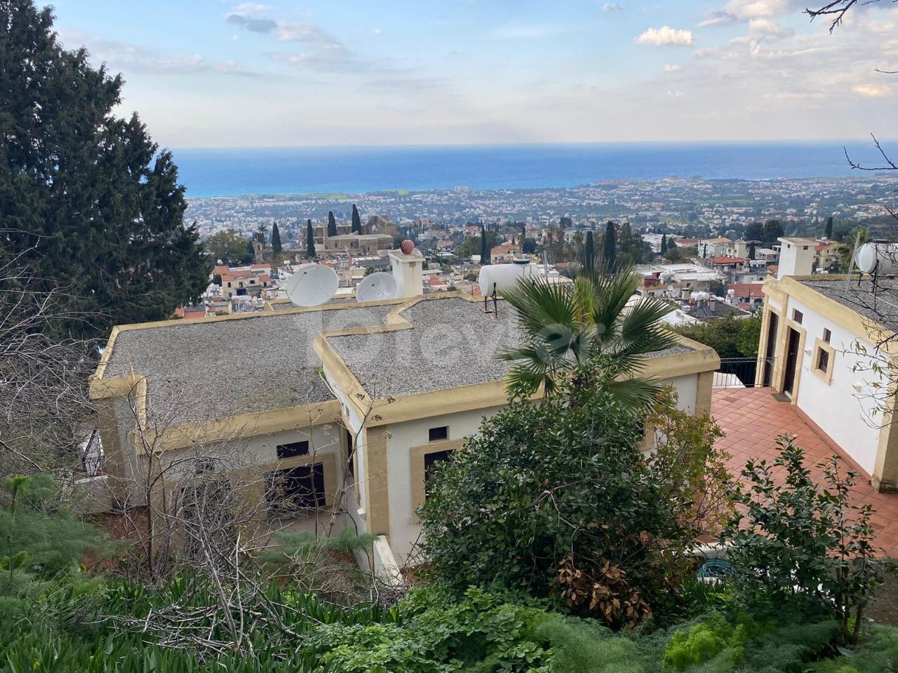 DUPLEX-VILLA ZU VERKAUFEN IN GUINEA BELLAPAİS GEBIET