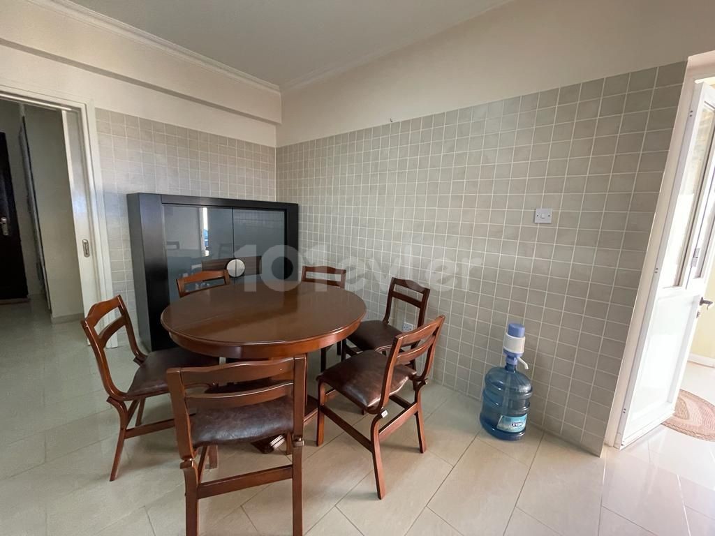 LEFKOŞA KÜÇÜKKAYMAKLI BÖLGESİNDE 3+1 SATILIK DAİRE