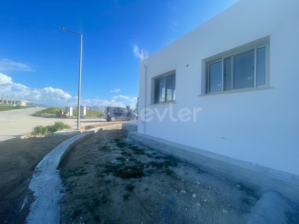 LEFKOŞA ALAYKÖY TWIN SINGLE FLOOR HOUSE FOR SALE