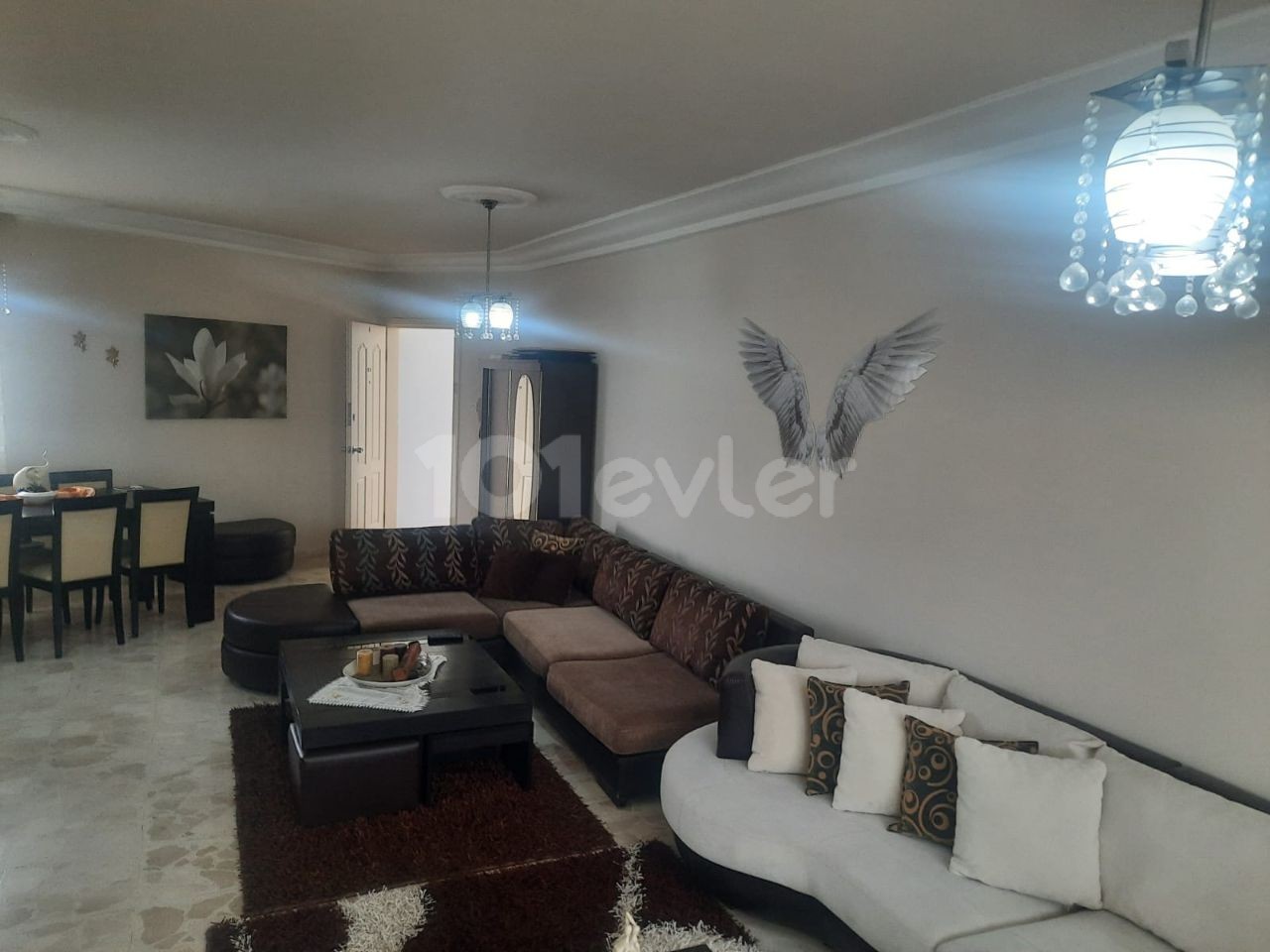 3+1 APARTMENT WITH COMMERCIAL PERMIT IN ORTAKOY, LEFKOŞA