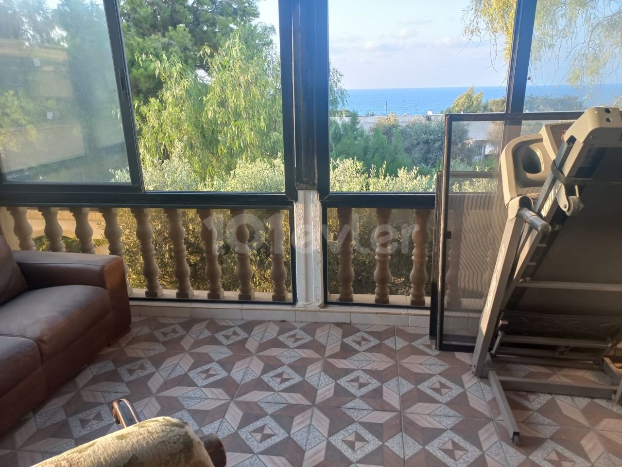 HOUSE FOR RENT 2,500 STG IN GUINEA ALSANCAK