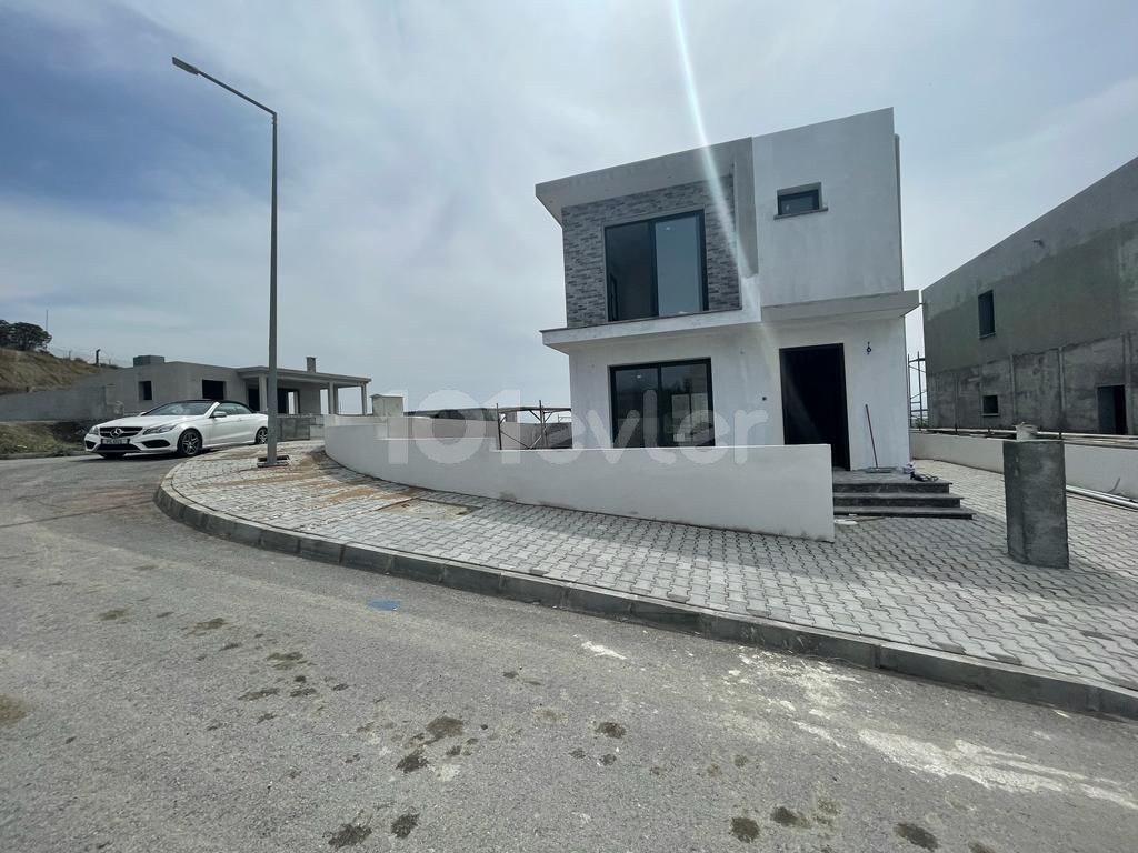 DETACHED HOUSE FOR SALE WITH VIEW IN GÖNYELI 