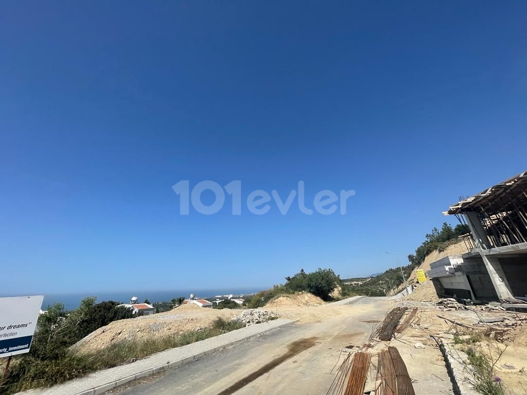 LAND FOR SALE IN KYRENIA ÇATALKOY REGION WITH MOUNTAIN SEA VIEW