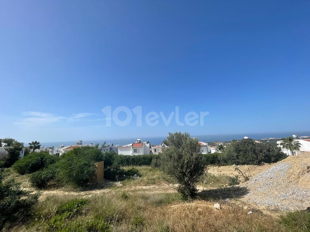 LAND FOR SALE IN KYRENIA ÇATALKOY REGION WITH MOUNTAIN SEA VIEW