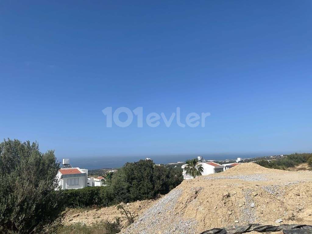 LAND FOR SALE IN KYRENIA ÇATALKOY REGION WITH MOUNTAIN SEA VIEW