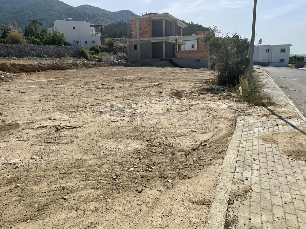 LAND FOR SALE IN KYRENIA ÇATALKOY REGION WITH MOUNTAIN SEA VIEW