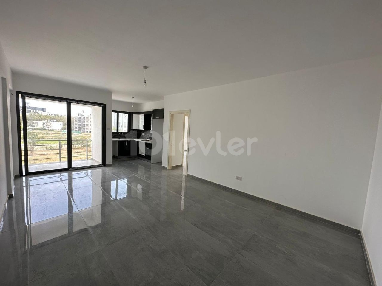 NEW FLATS FOR SALE IN DEREBOYU BEACH AREA MADE IN TURKEY