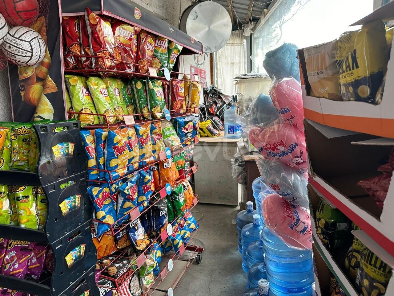 SHOP FOR SALE ON THE MAIN STREET IN HASPOLAT AREA