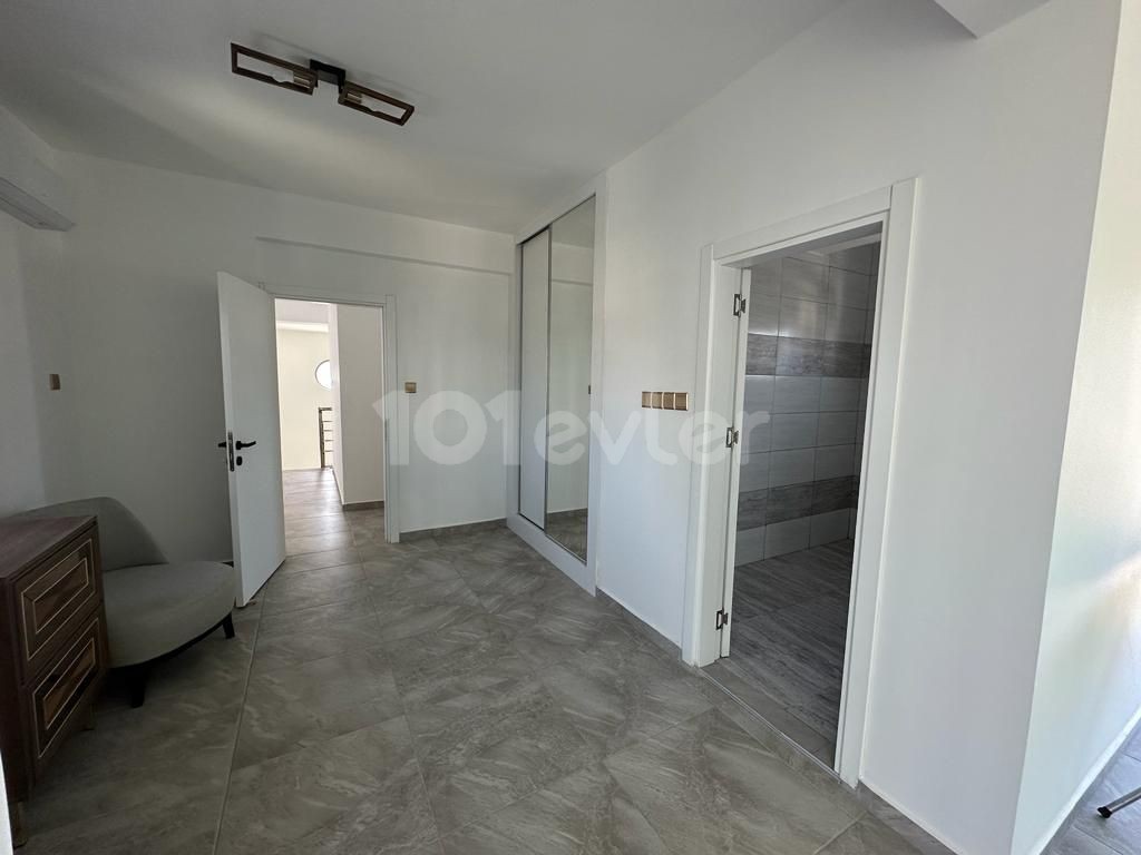 DETACHED DETACHED FOR RENT WITH COMMERCIAL PERMIT WITH MONTHLY PAYMENT IN NICOSIA KÜÇÜK KAYMAKLI AREA