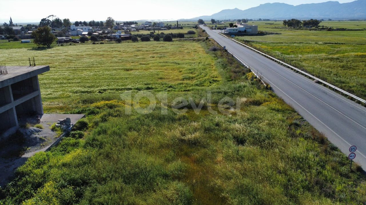 TURKISH LAND FOR SALE ON GEÇİTKALE MAIN ROAD