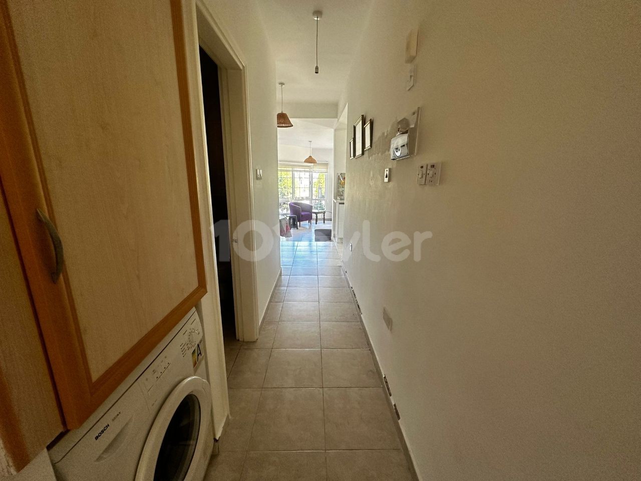 3+1 FLAT FOR RENT IN A SITE WITH POOL IN KYRENIA CENTER