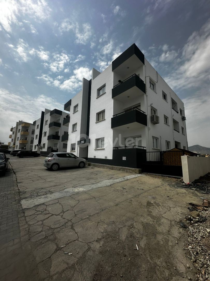 آپارتمان جدید جدید ساخت ترکیه 3+1 برای فروش در نیکوزیا منطقه HAMİTKÖY