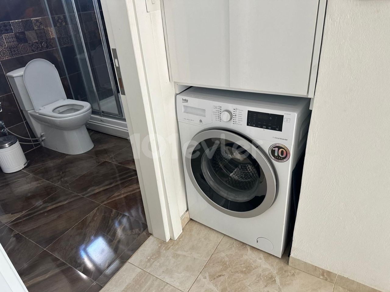 Lefkoşa Yenişehir Kiralık Daire 2+1 eşyalı Asansörlü