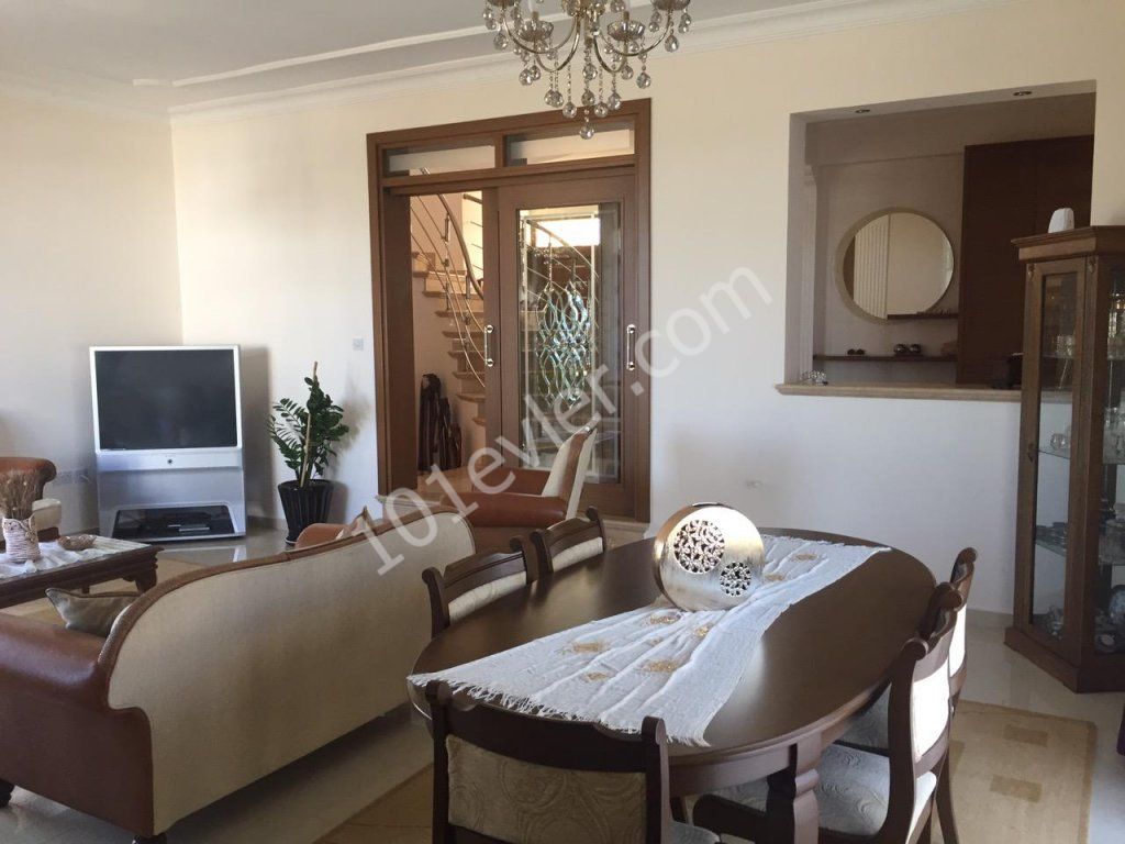 DETACHED HOUSE FOR SALE WITH 1 HALL WITH 4 BEDROOMS IN THE KERMIYA DISTRICT OF NICOSIA FOR STG 195,000 ** 