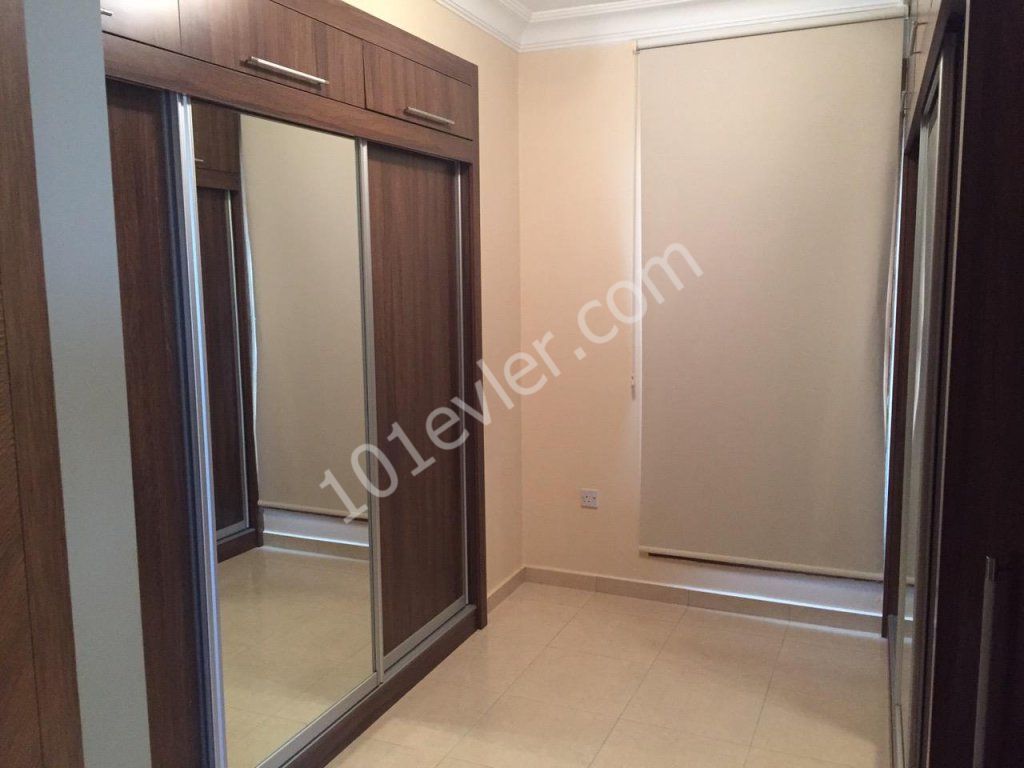 DETACHED HOUSE FOR SALE WITH 1 HALL WITH 4 BEDROOMS IN THE KERMIYA DISTRICT OF NICOSIA FOR STG 195,000 ** 