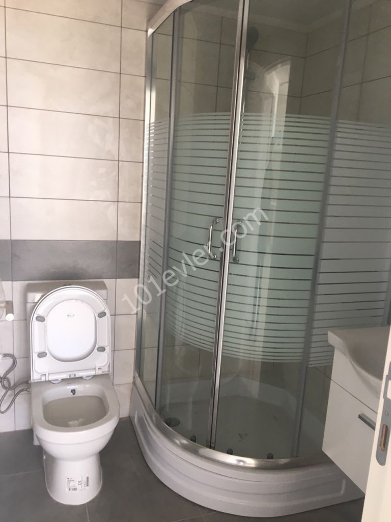 GİRNE’DE 2+1 SATILIK LÜKS SIFIR DAİRE 70.000 STG