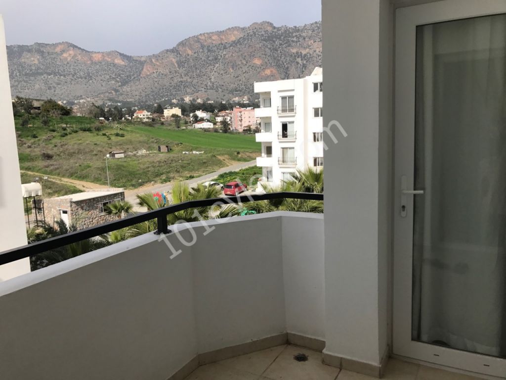 GİRNE BOĞAZ’DA 3+1 130 m2 TÜRK MALI 57,500 STG SATILIK DAİRE